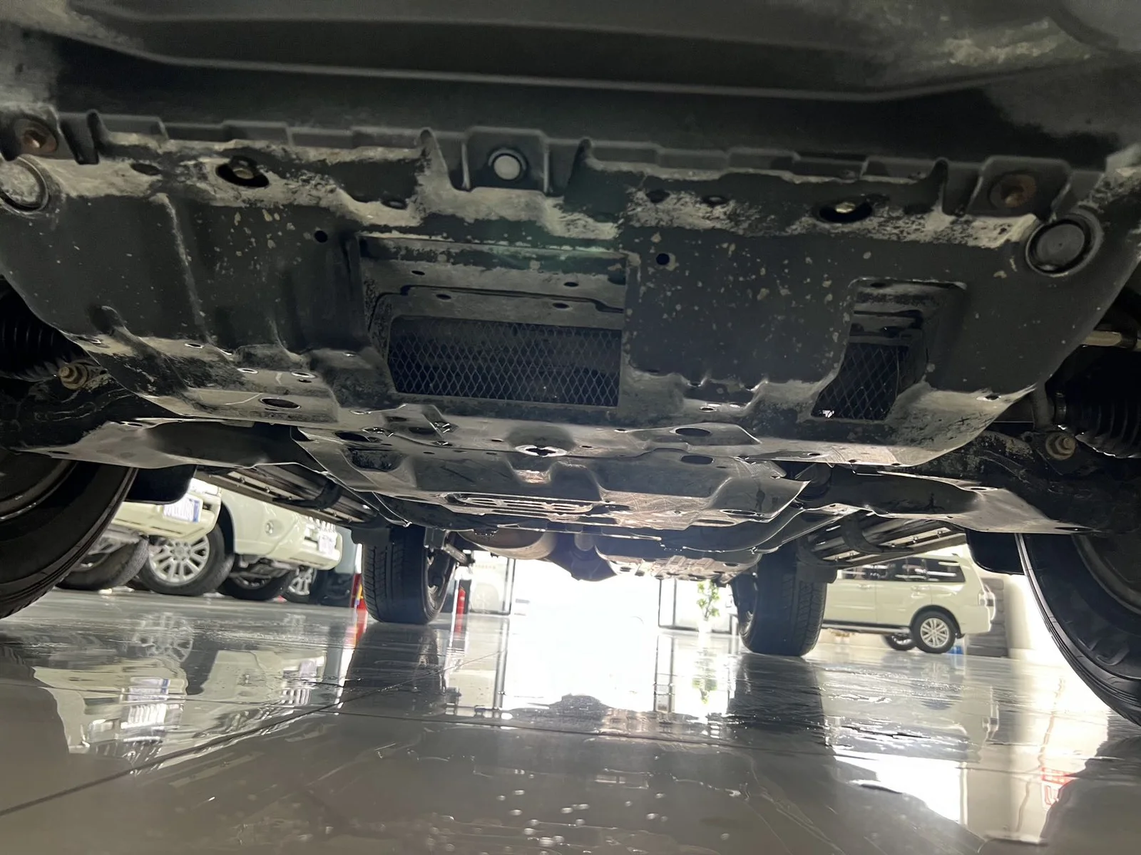 丰田 普拉多 2016款 2.7L 自动标准版 (015077) · 实拍 19