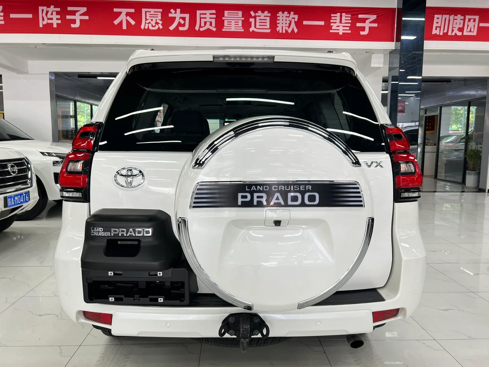 丰田 普拉多 2018款 3.5L 自动VX NAVI (060461) · 实拍 5