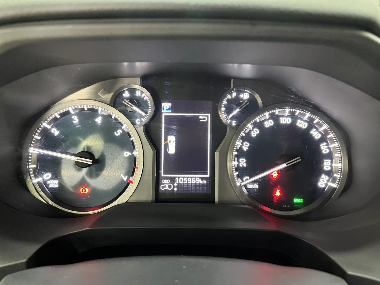 丰田 普拉多 2018款 3.5L 自动VX NAVI (060461) · 实拍 12