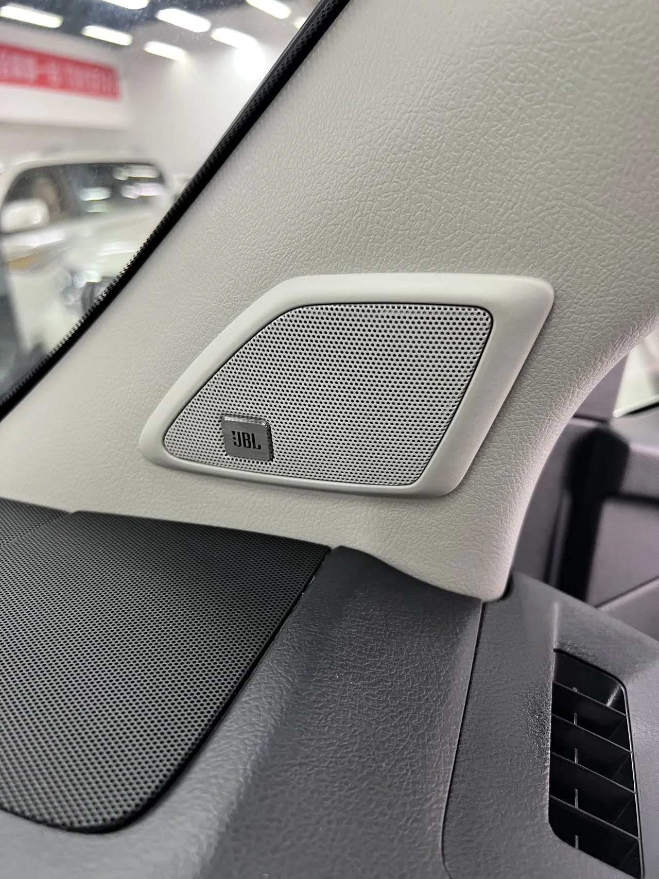 丰田 普拉多 2018款 3.5L 自动VX NAVI (060461) · 实拍 19
