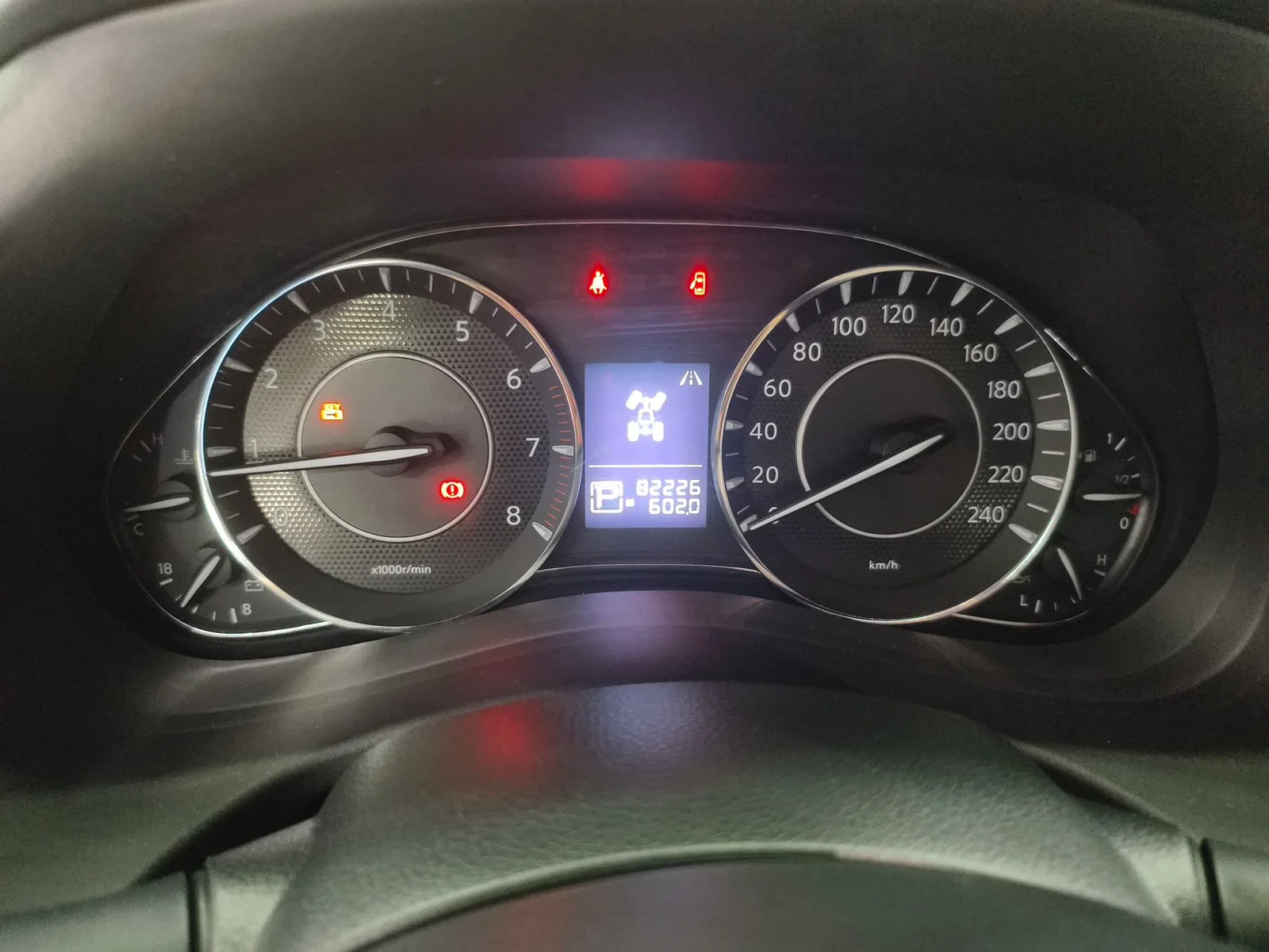 日产 途乐 2020款 Y62 4.0L XE 中车(304027) · 实拍 11