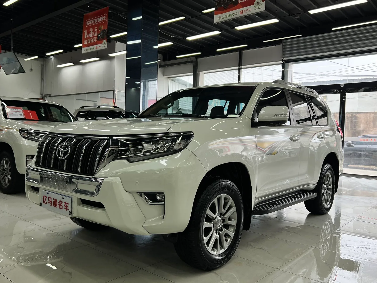 丰田 普拉多(进口) 2018款 4.0L GXR 迪拜版 中东 (082971)
