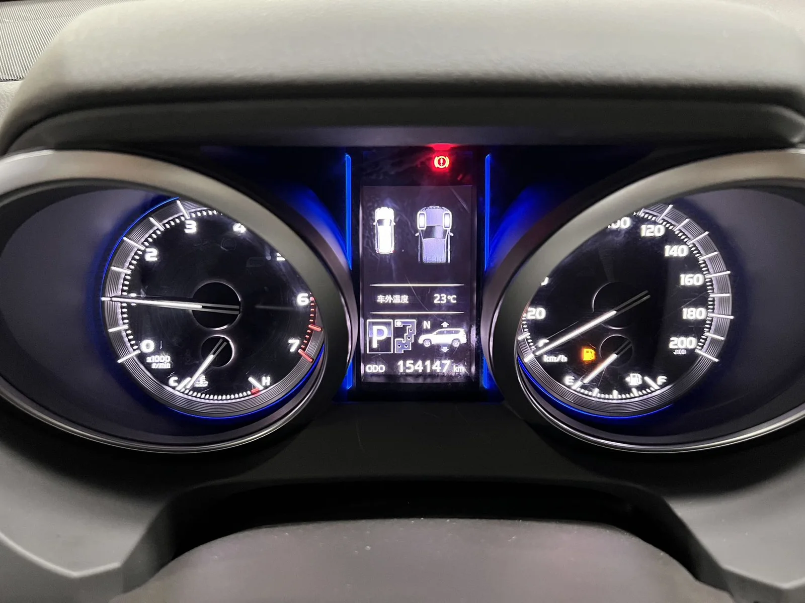 丰田 普拉多 2014款 4.0L 自动VX NAVI (090384) · 实拍 4