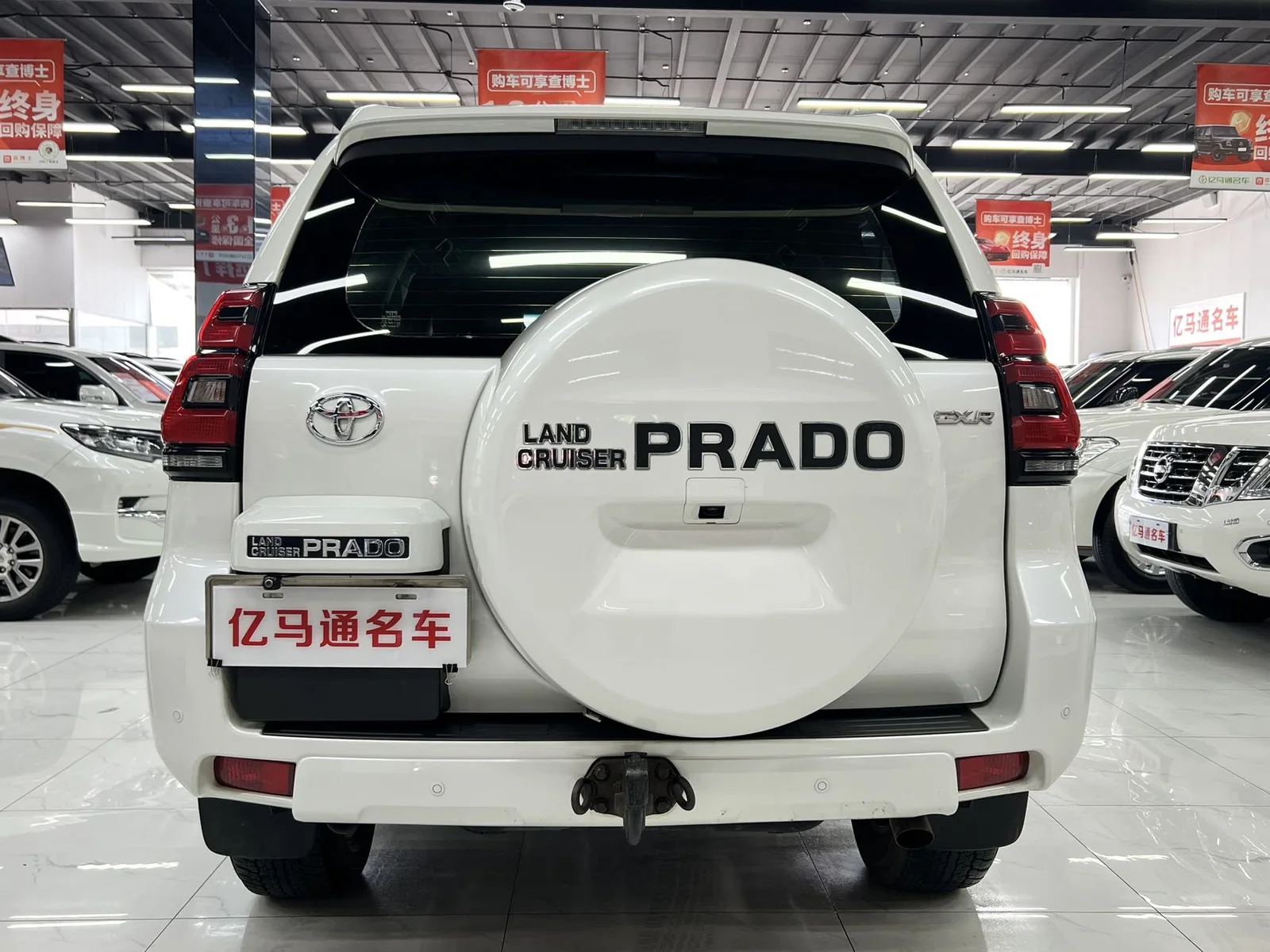 丰田 普拉多(进口) 2019款 4.0L GX-R 迪拜版 中东 (162732) · 实拍 5