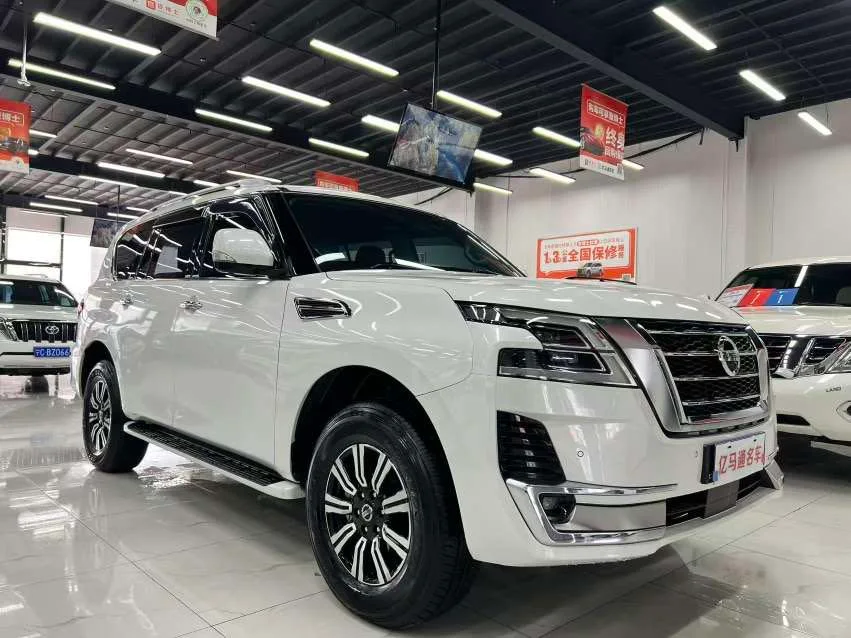 日产 途乐 日产 途乐 2020款 Y62 4.0 XE 中东(302931) · 实拍 2
