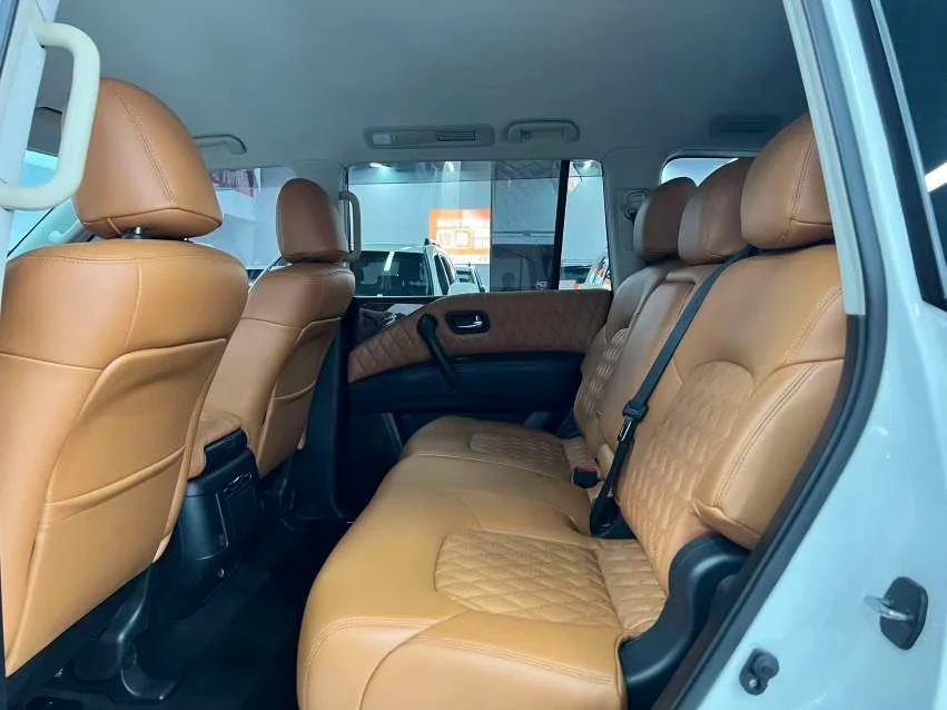 日产 途乐 日产 途乐 2020款 Y62 4.0 XE 中东(302931) · 实拍 8