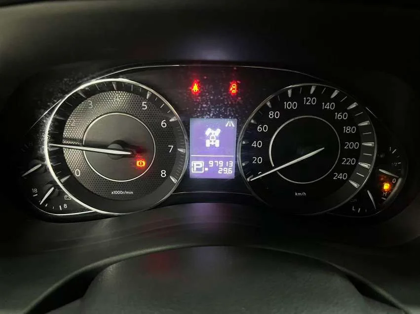 日产 途乐 日产 途乐 2020款 Y62 4.0 XE 中东(302931) · 实拍 11
